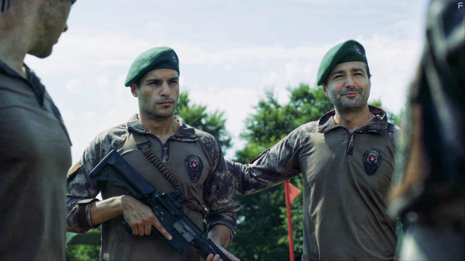 Firat Dogruloglu and Serkan ayoglu in Br (2018)