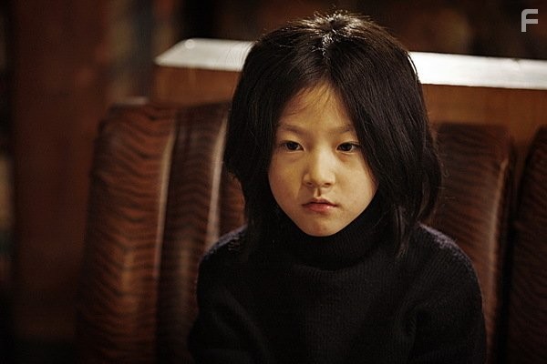 Sae-ron Kim in Чeловек из ниоткуда (2010)