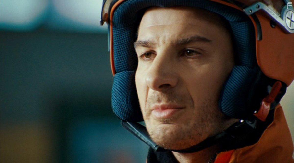 Michal Youn in Coursier (2010)