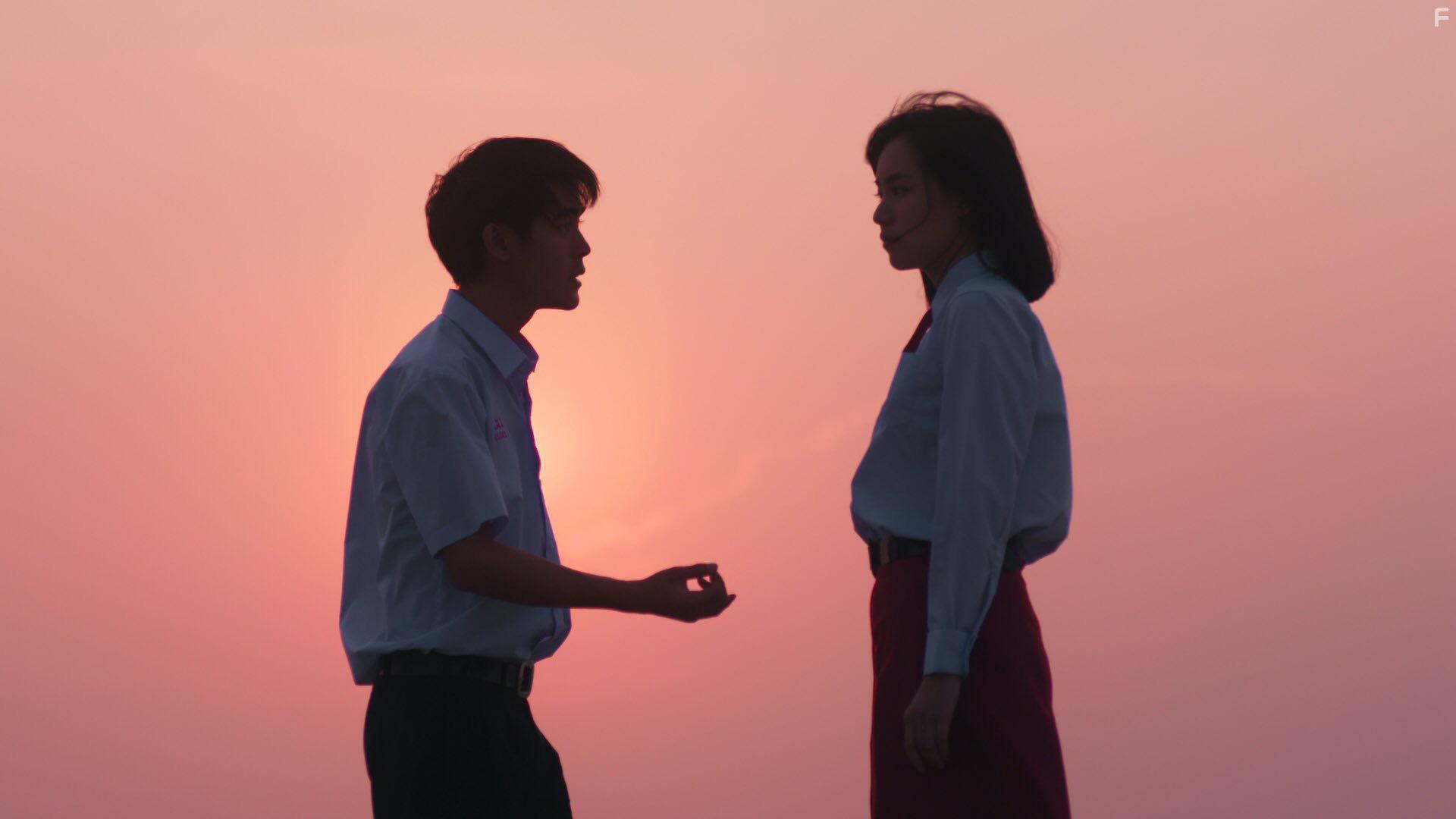 Chicha Amatayakul and Ekawat Niratvorapanya in Girl From Nowhere (2018)