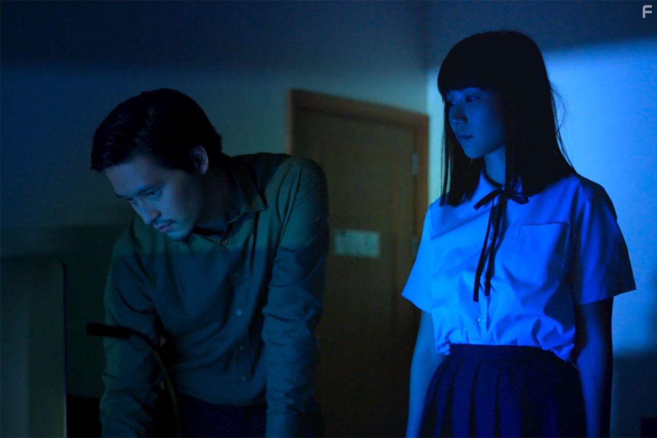 Chicha Amatayakul and Thanawetch Siriwattanakul in Girl From Nowhere (2018)