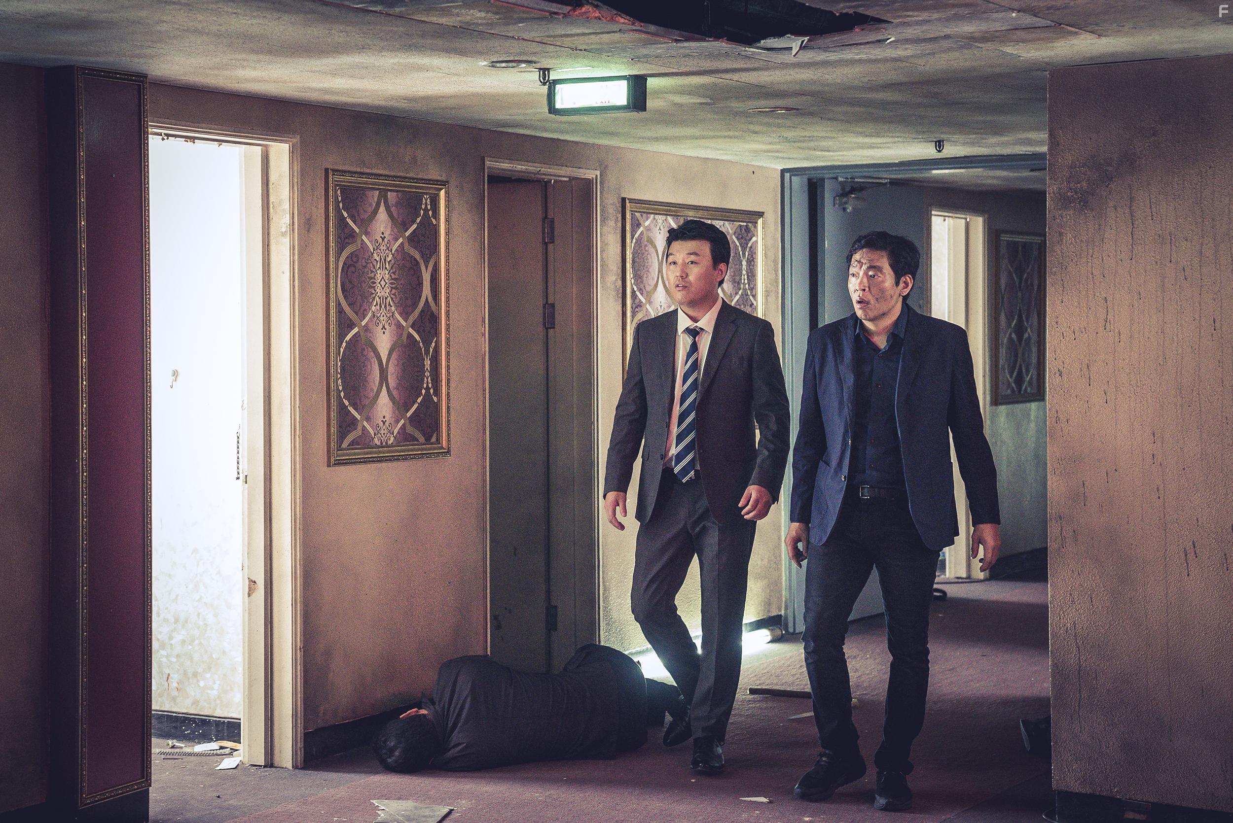 Min-jae Kim in Seongnan hwangso (2018)