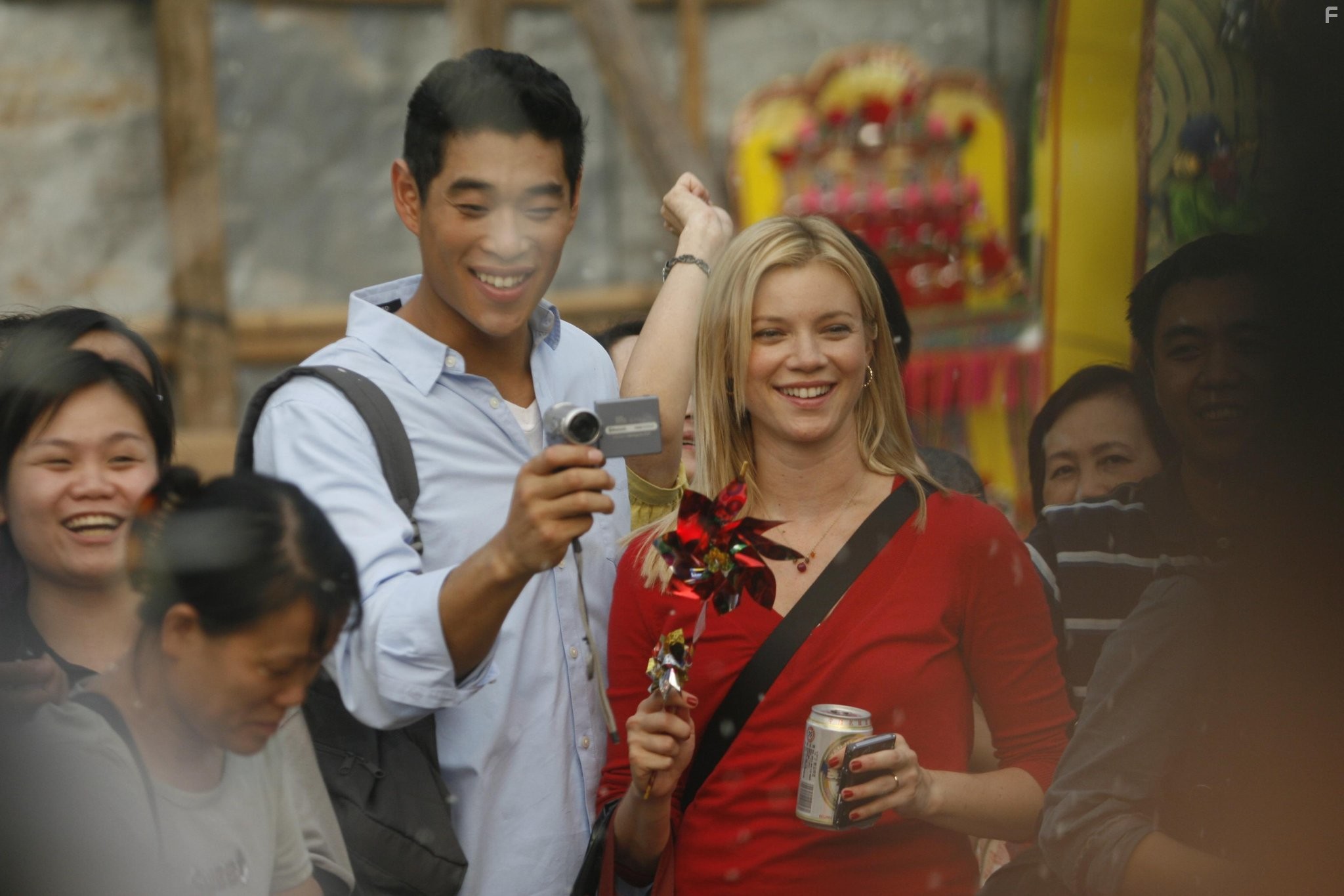 Amy Smart and Tim Chiou in Седьмая луна (2008)