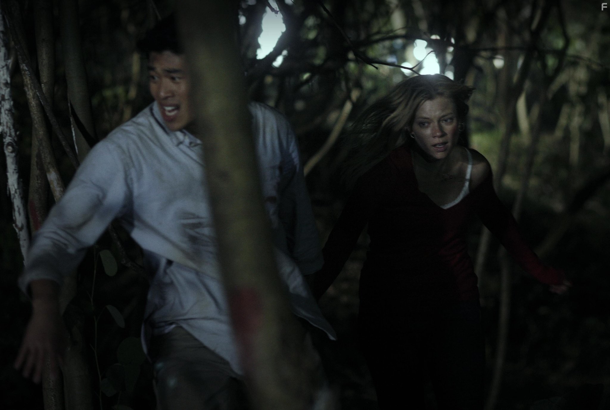 Amy Smart and Tim Chiou in Седьмая луна (2008)