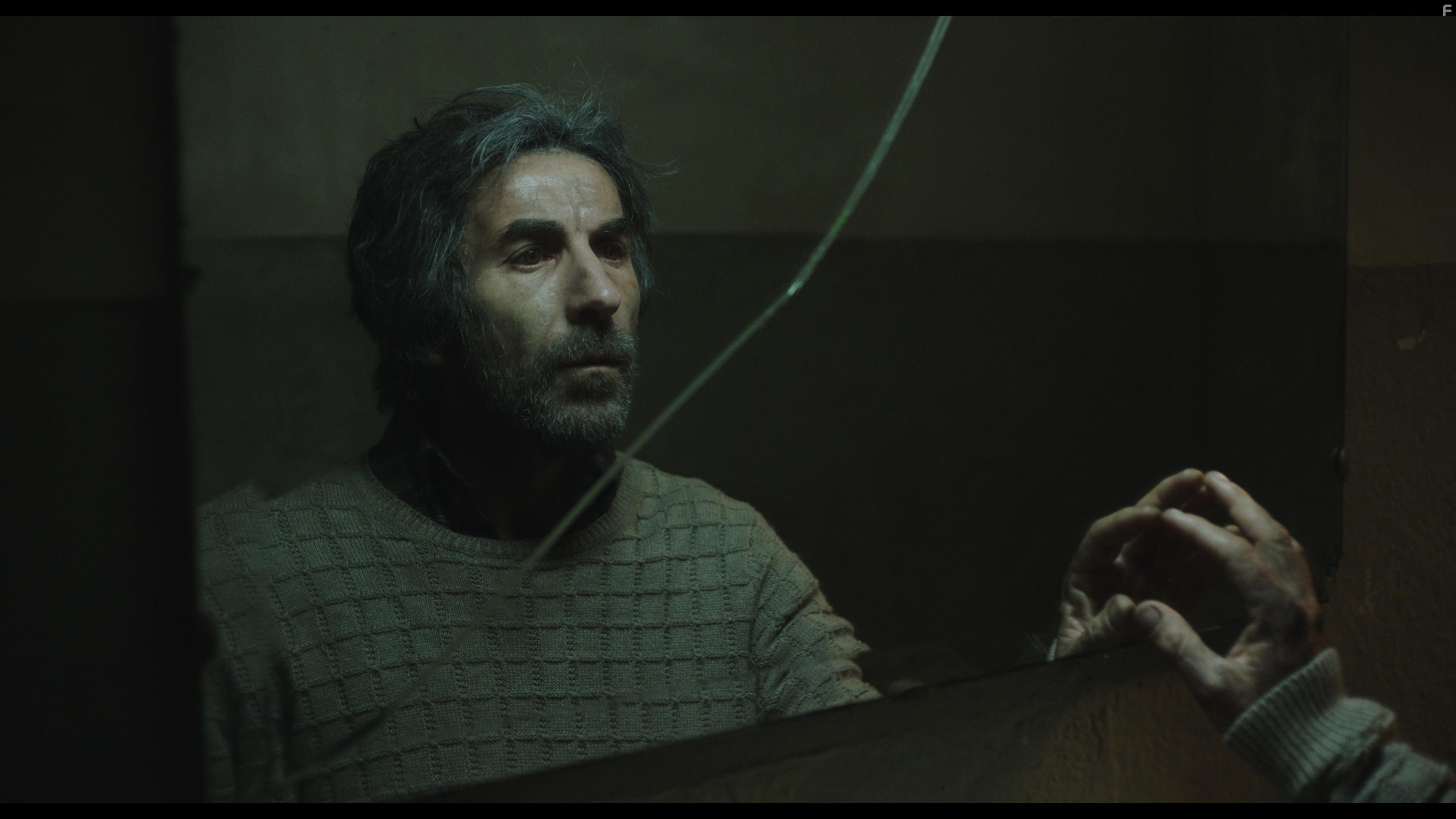 Antonio de la Torre in La noche de 12 aos (2018)