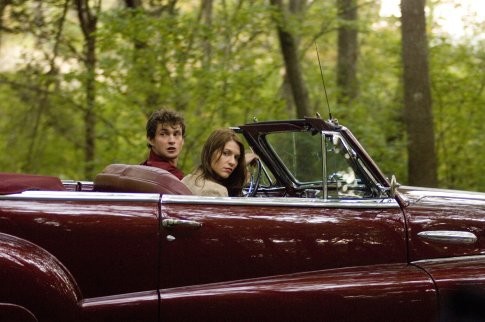 Claire Danes and Hugh Dancy in Вечер (2007)