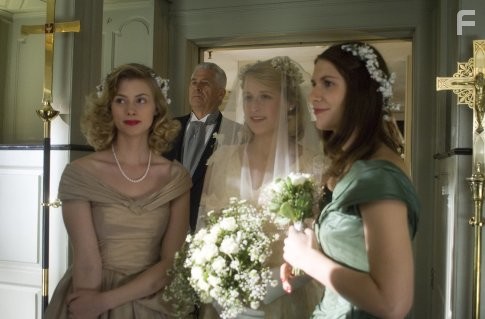Claire Danes, Barry Bostwick, Mamie Gummer, and Sarah Clements in Вечер (2007)