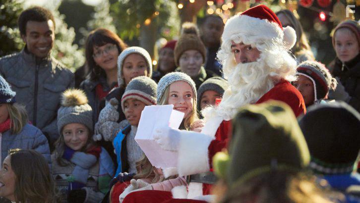 Corey Sevier in Northern Lights of Christmas (2018)