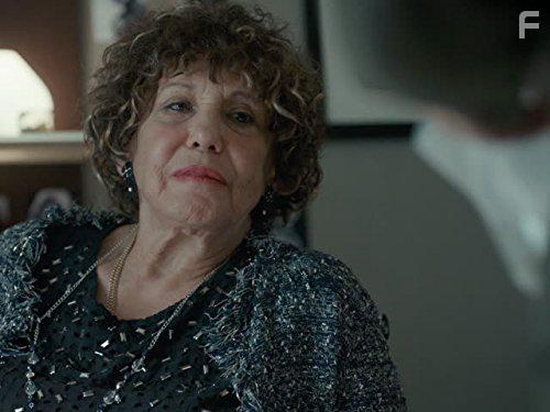 Liliane Rovre in Dix pour cent (2015)