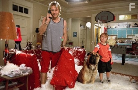 David Arquette and Angus T. Jones star