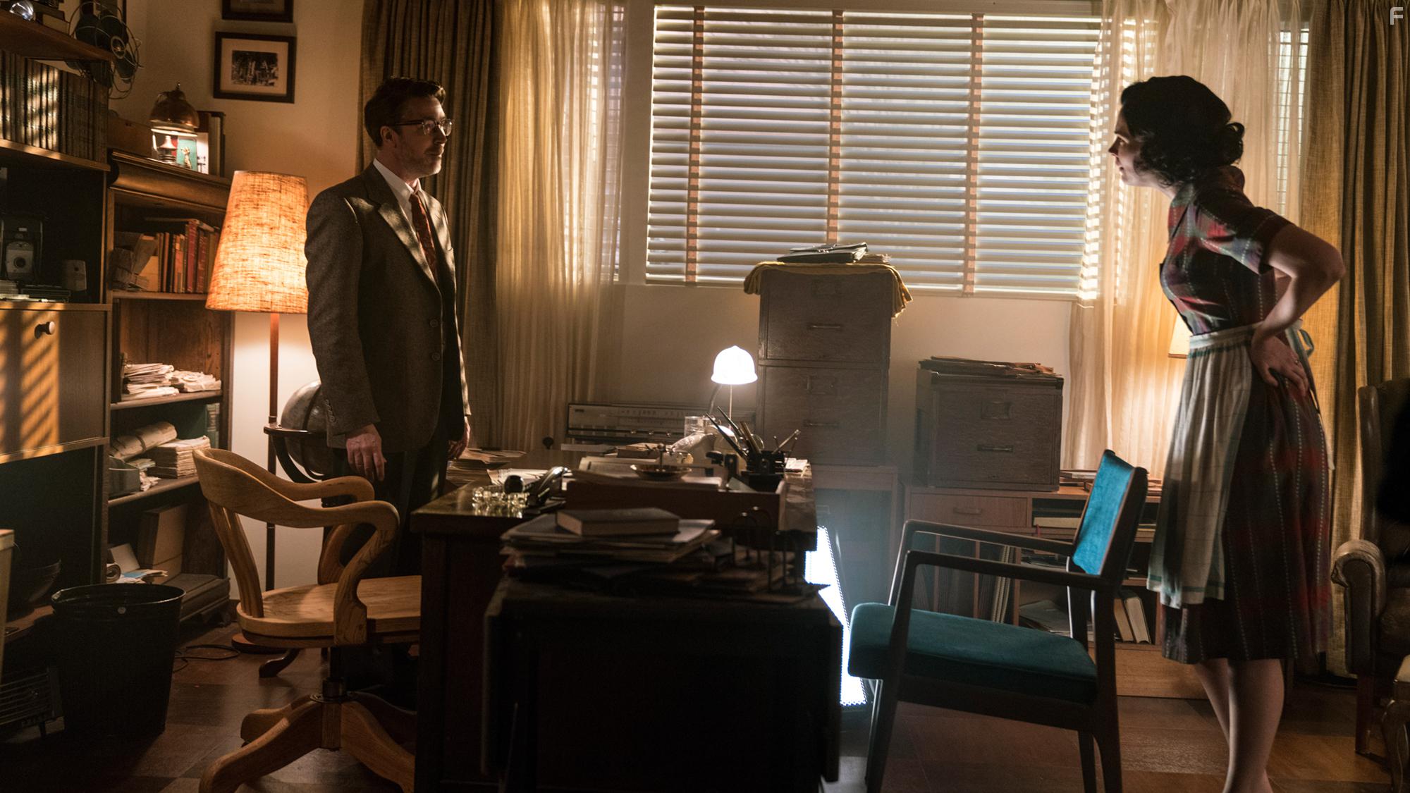 Aidan Gillen and Laura Mennell in Project Blue Book (2019)