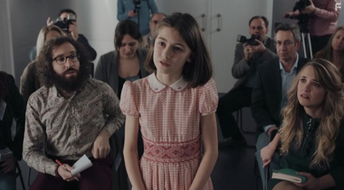 Stephanie Gil in Cuerpo de lite (2018)