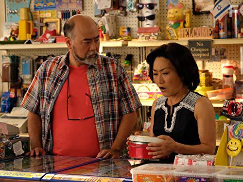 Paul Sun-Hyung Lee and Jean Yoon in Kim's Convenience (2016)
