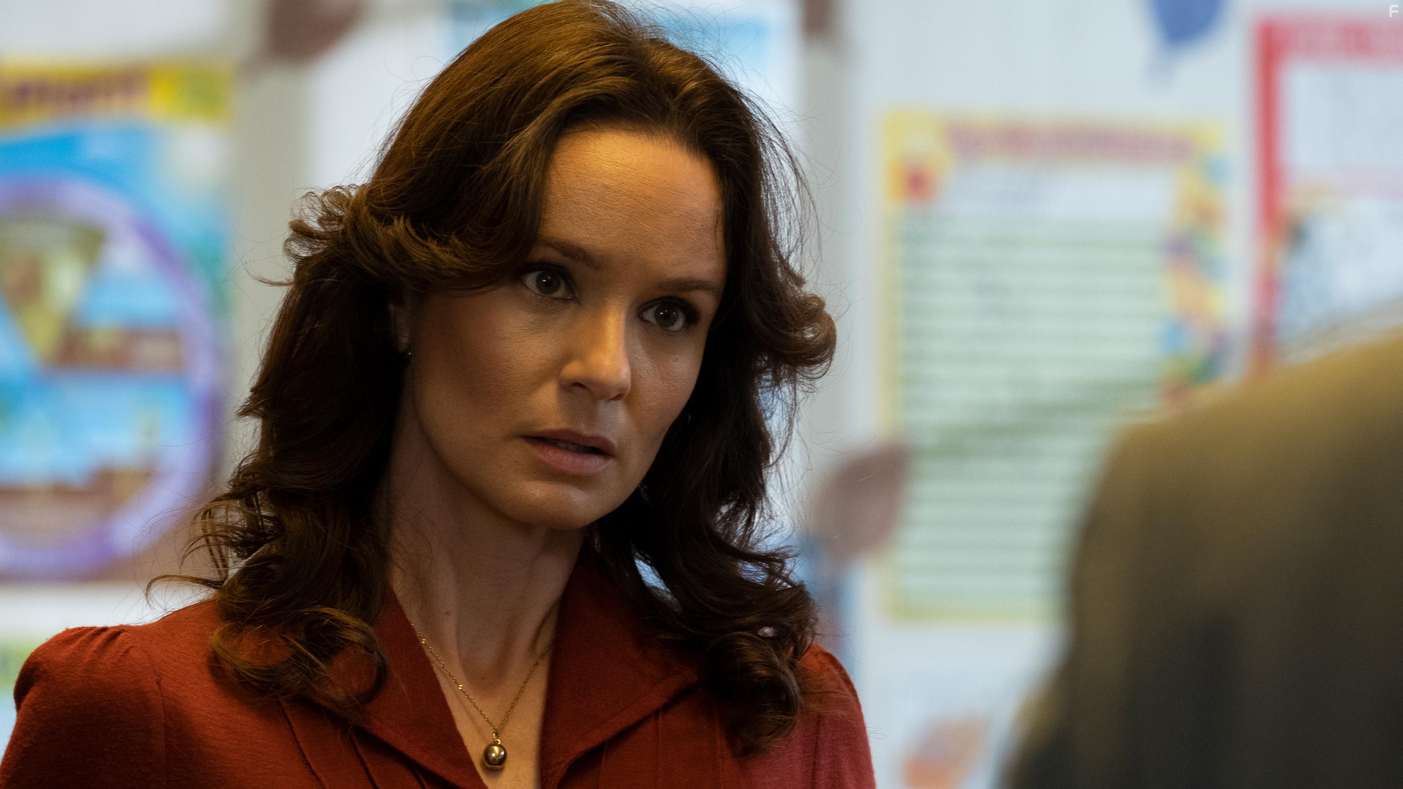 Barclay Hope and Sarah Wayne Callies in Unspeakable (2019)