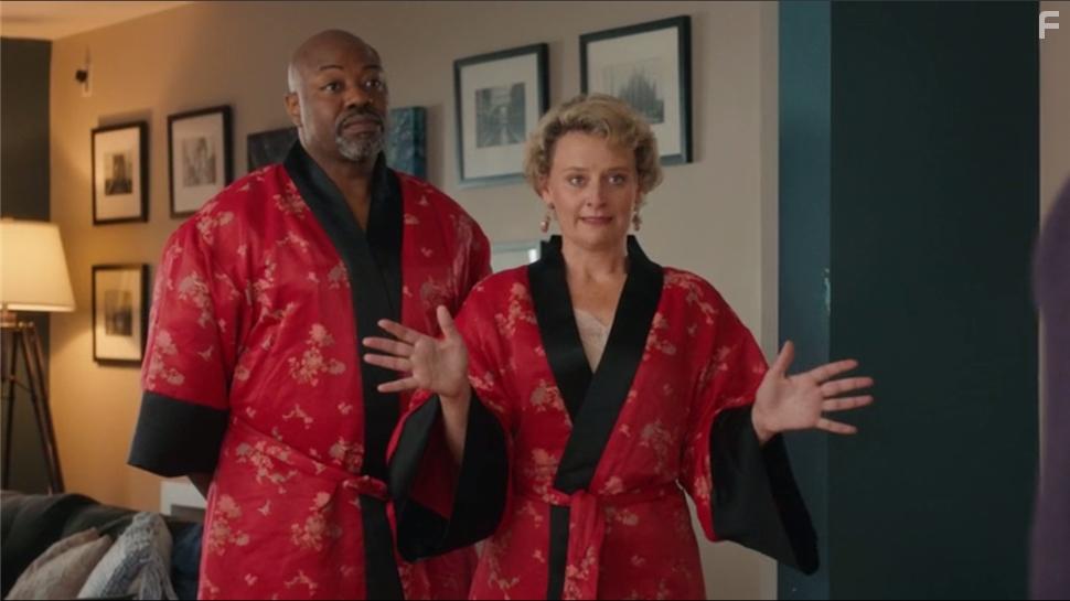 Dayo Ade and Sarah McVie in Workin' Moms: Punch Dad (2021)