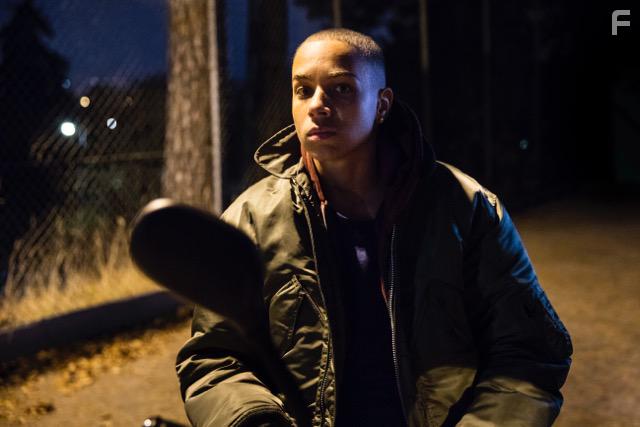 Still of Dakota Trancher Williams in Bonusfamiljen (2017)