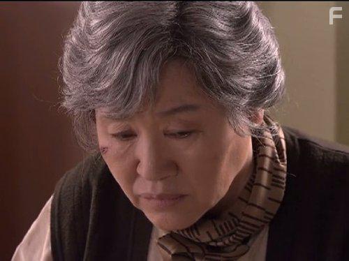 Hyo-jeong Ban in Chanranhan yusan (2009)