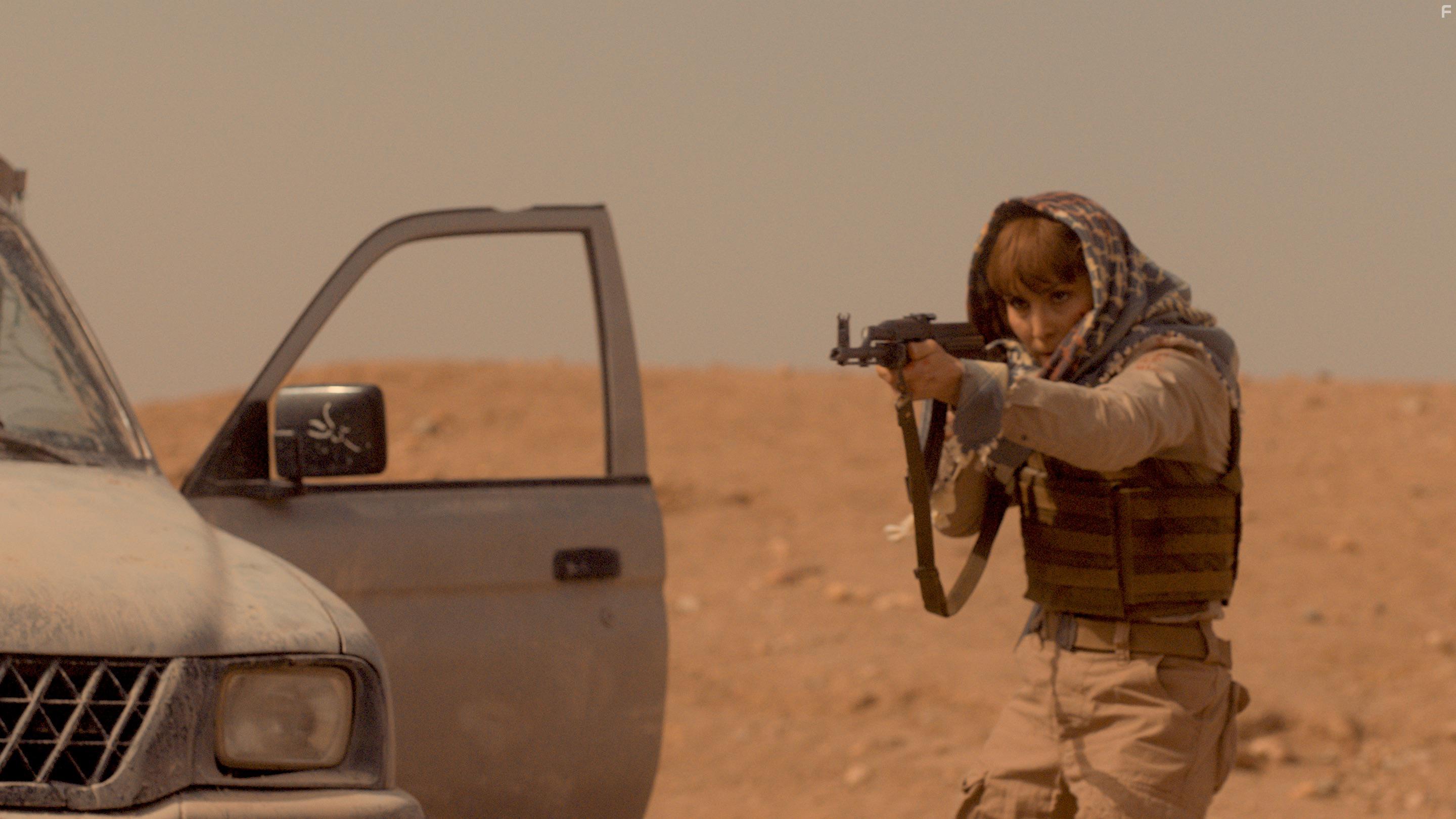 Noomi Rapace in Close (2019)