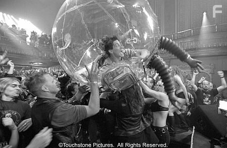 Jake Gyllenhaal in Парень из пузыря (2001)