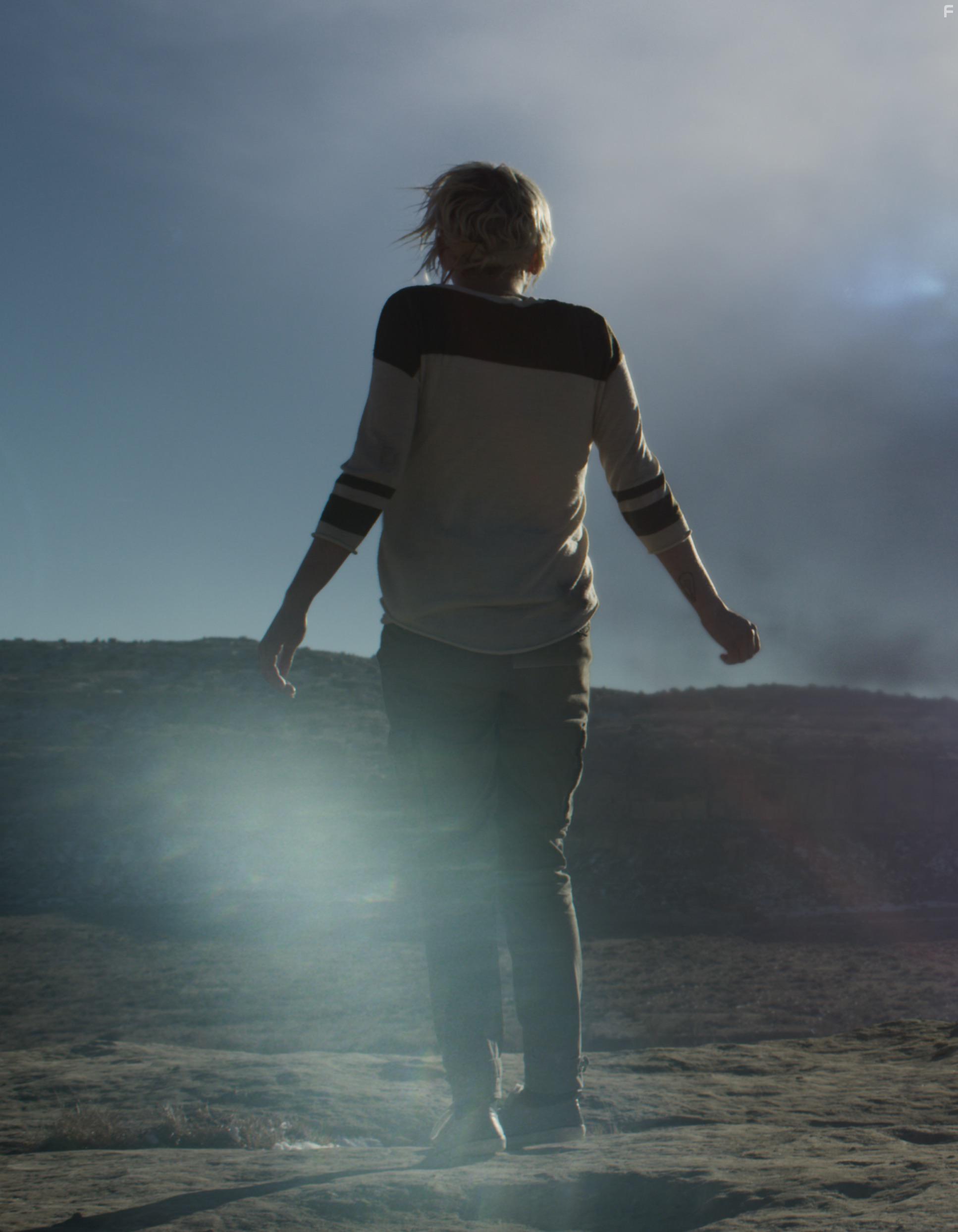 Первый контакт