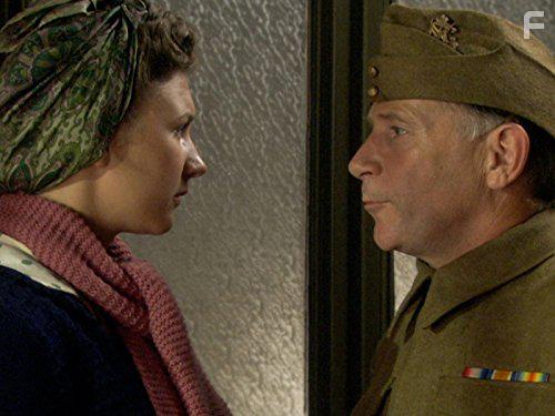 Danny Webb and Summer Strallen in Land Girls (2009)