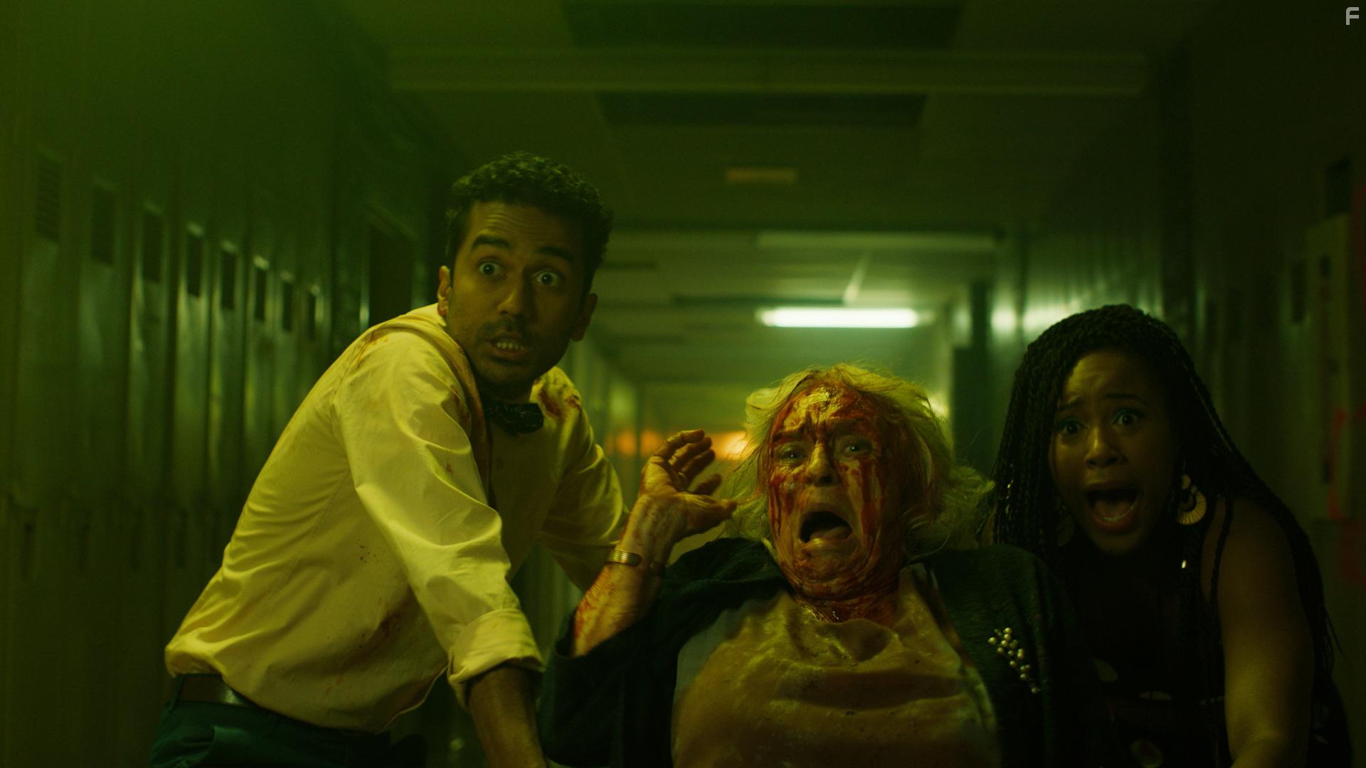 Linda Goranson, Varun Saranga, and Asha Bromfield in Killer High (2018)