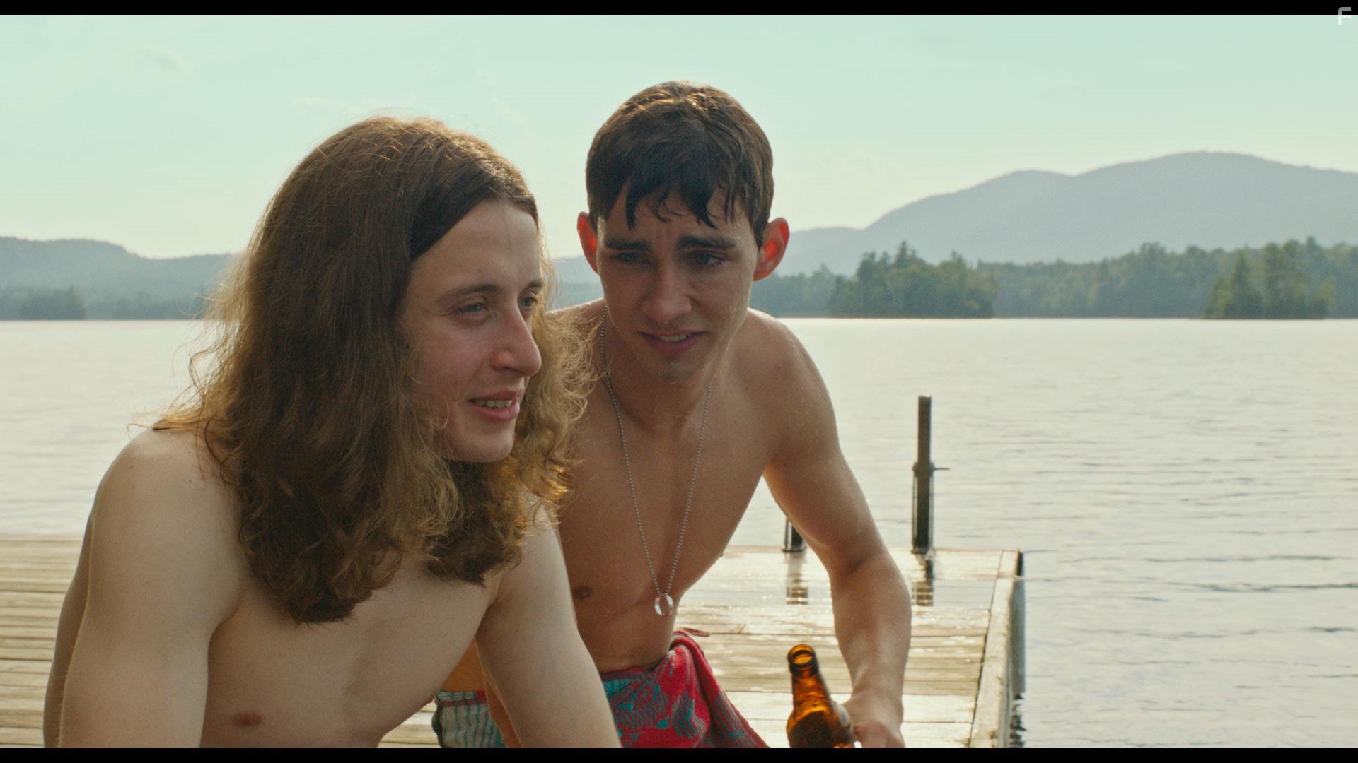 Rory Culkin and Robert Sheehan in The Song of Sway Lake (2017)