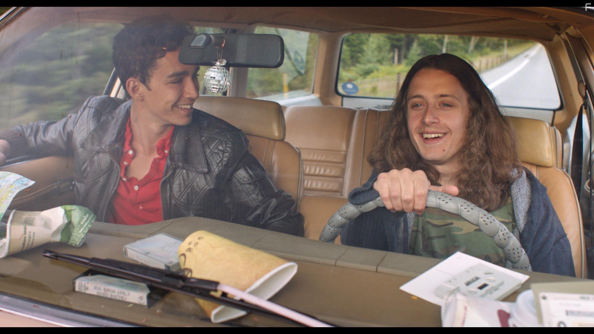 Rory Culkin and Robert Sheehan in The Song of Sway Lake (2017)