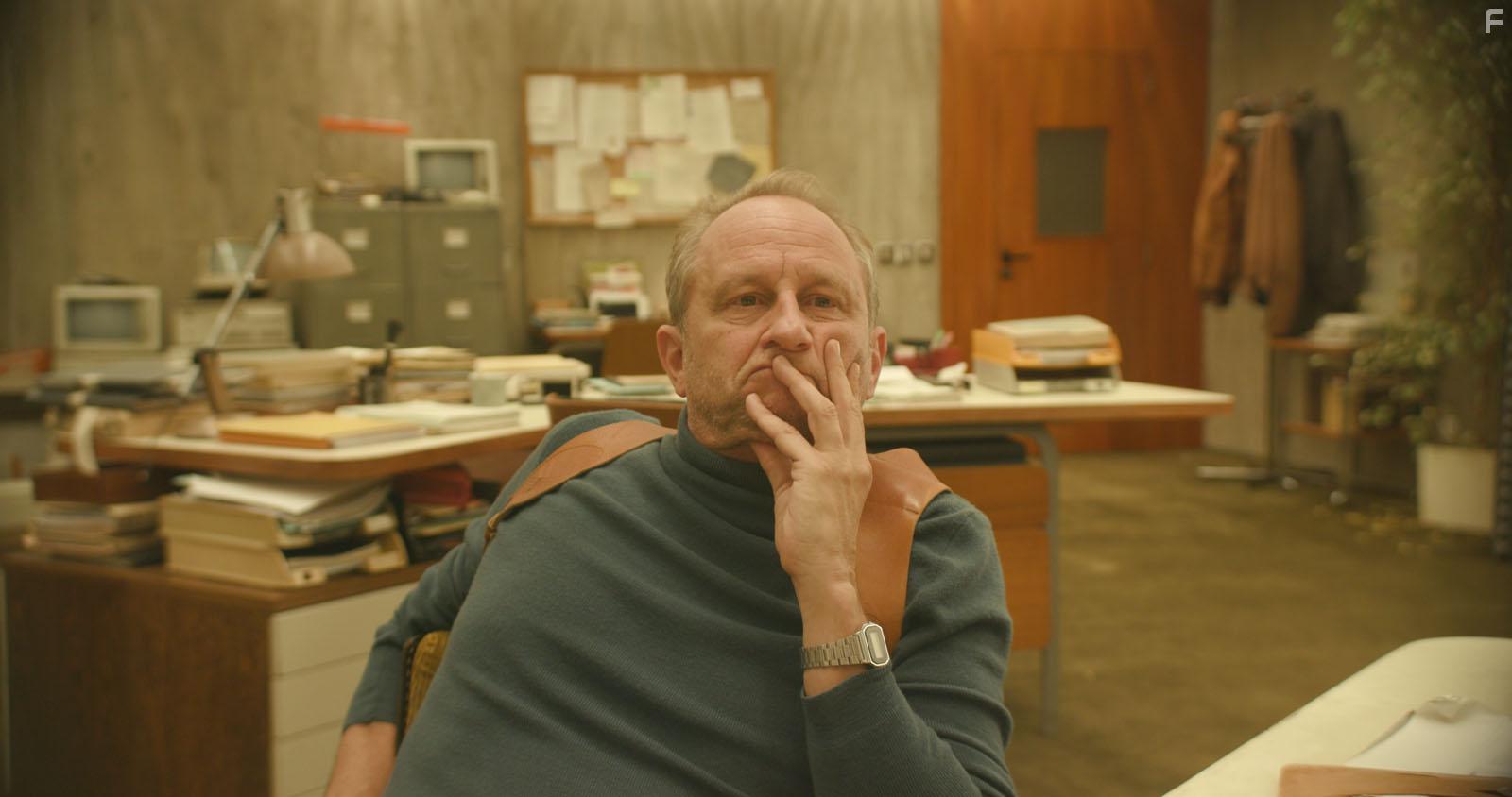 Benot Poelvoorde in Au poste! (2018)