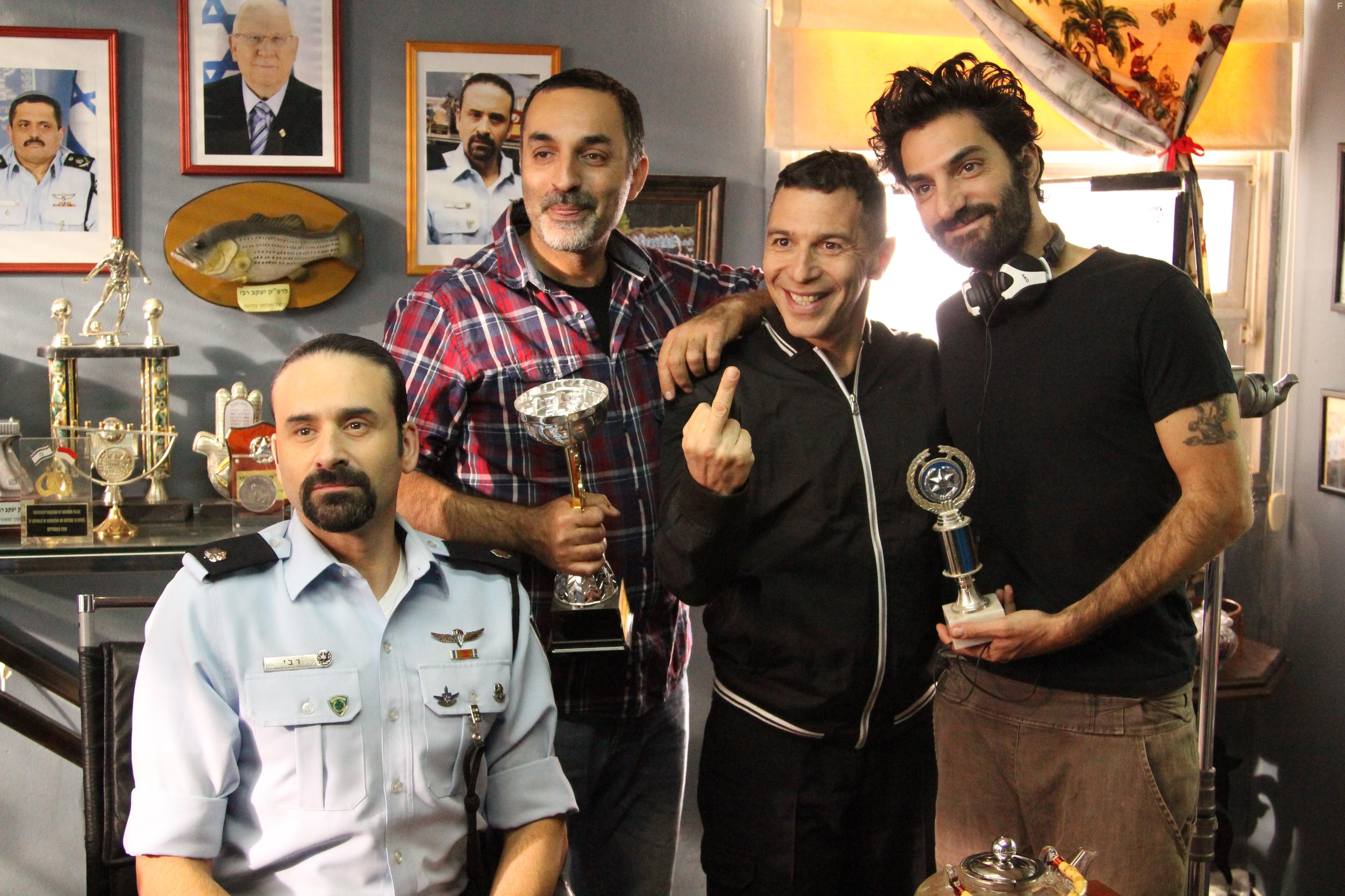 Guy Loel, Yuval Semo, Erez Aviram, and Tomer Aviram in Hashoter Hatov (2015)
