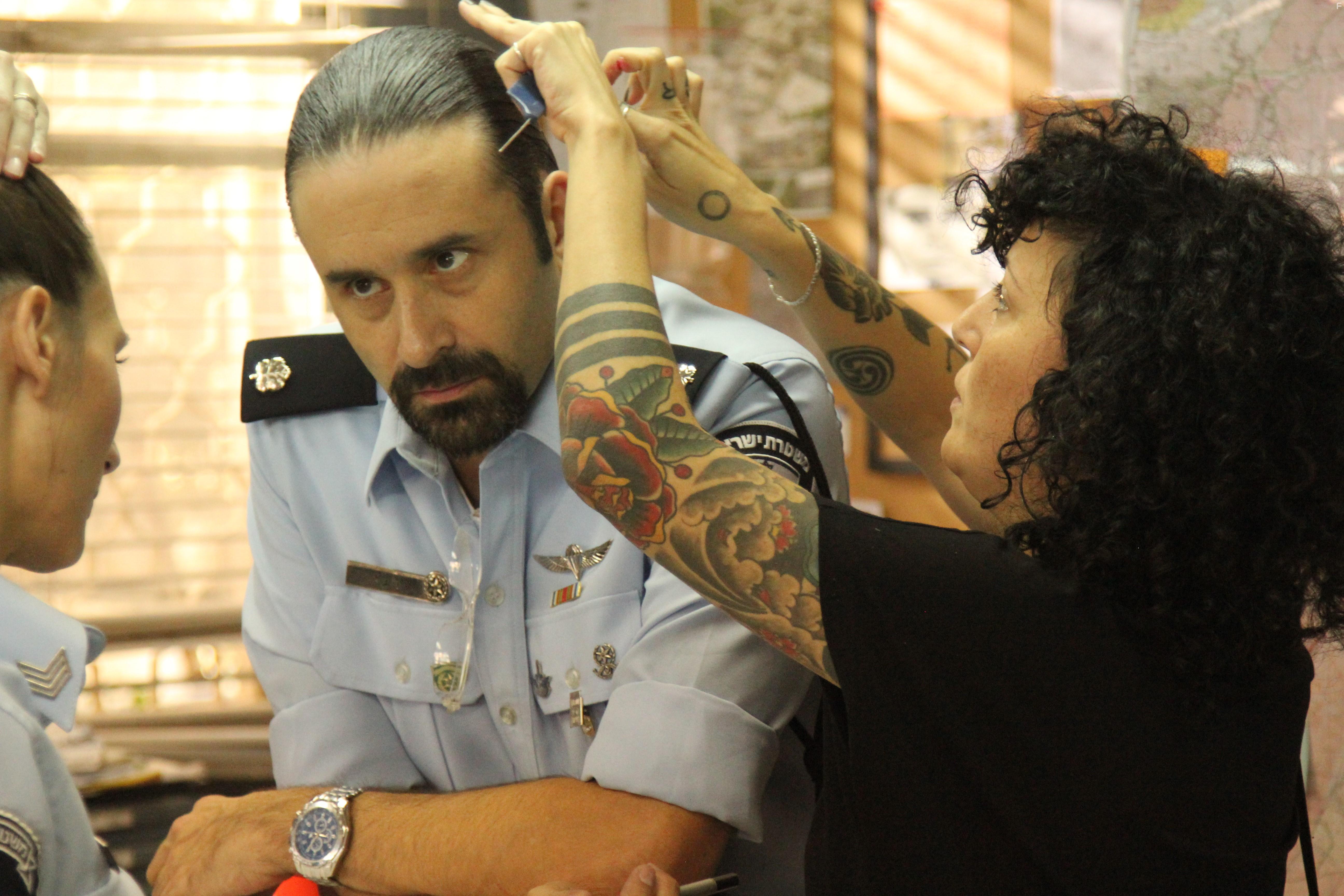 Guy Loel in Hashoter Hatov (2015)