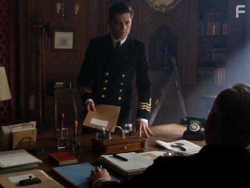 Dominic Cooper in Fleming (2014)