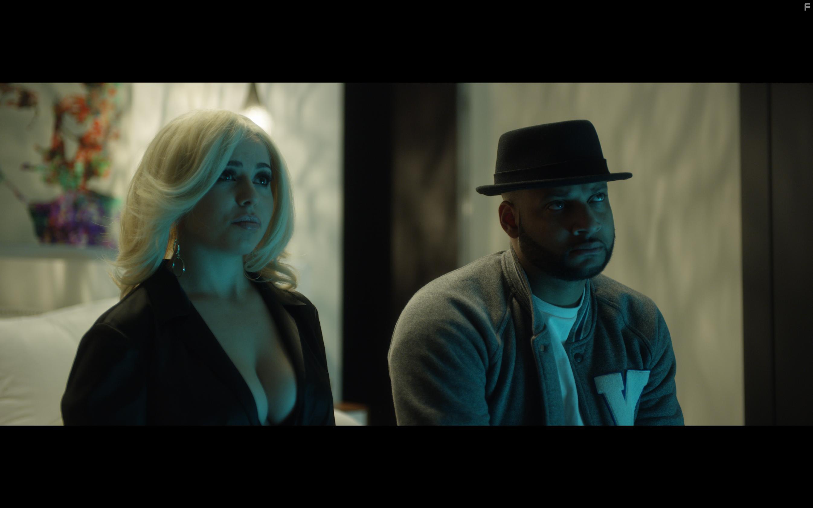 Tonio Skits and Simona Shyne in Slasher Party (2019)