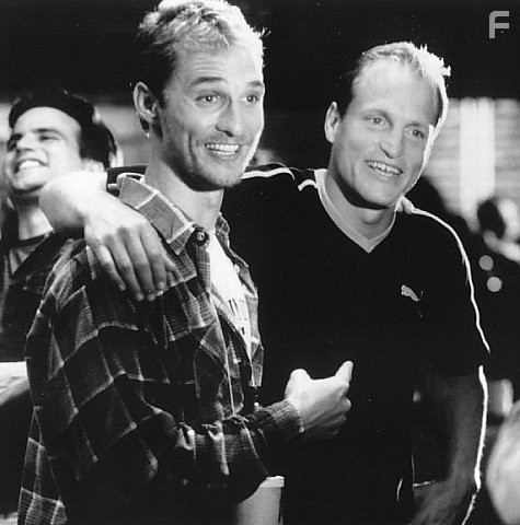 Matthew McConaughey and Woody Harrelson in Эд из телевизора (1999)