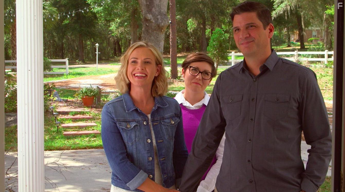 Dean Napolitano, Heather Danner, and Sara J Hood in Sam and Elvis (2018)