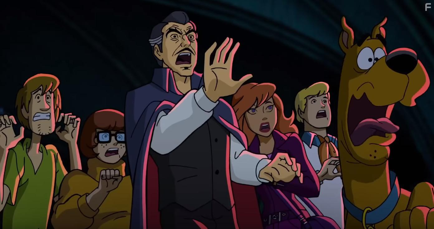 Matthew Lillard, Maurice LaMarche, Grey Griffin, Frank Welker, and Kate Micucci in Scooby-Doo! and the Curse of the 13th Ghost (2019)