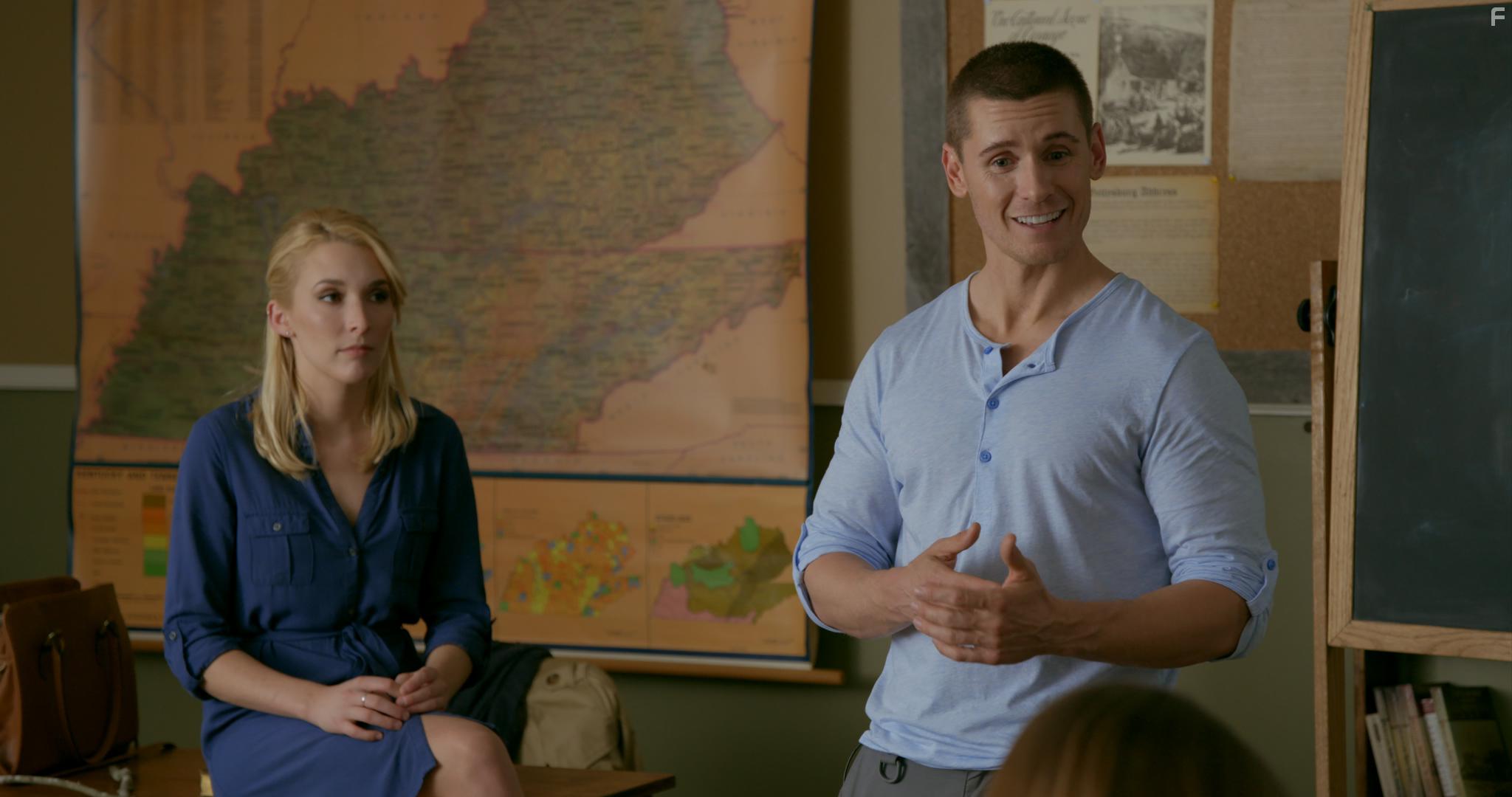 Linc Hand and Madelyn Deutch in Painted Horses (2017)