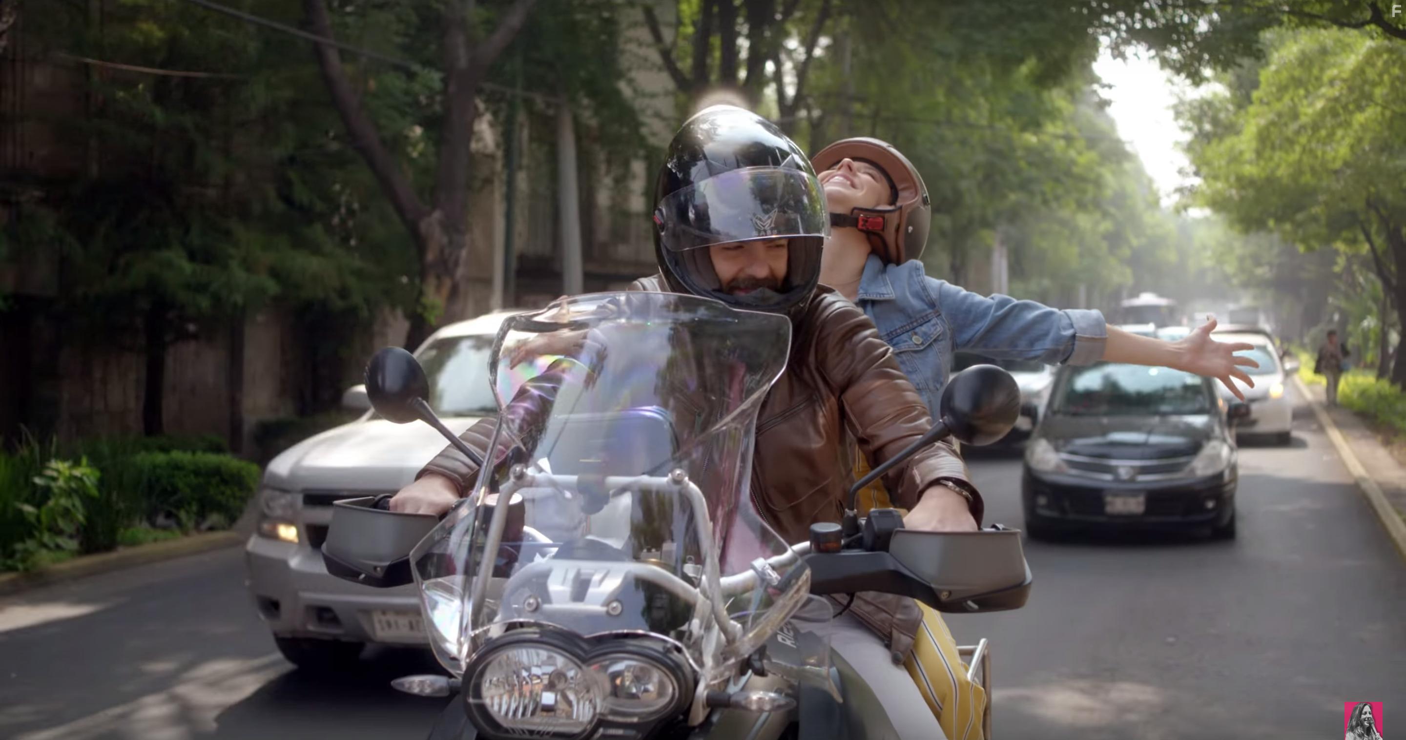 Sofia Nio de Rivera in Sobreviv (2018)