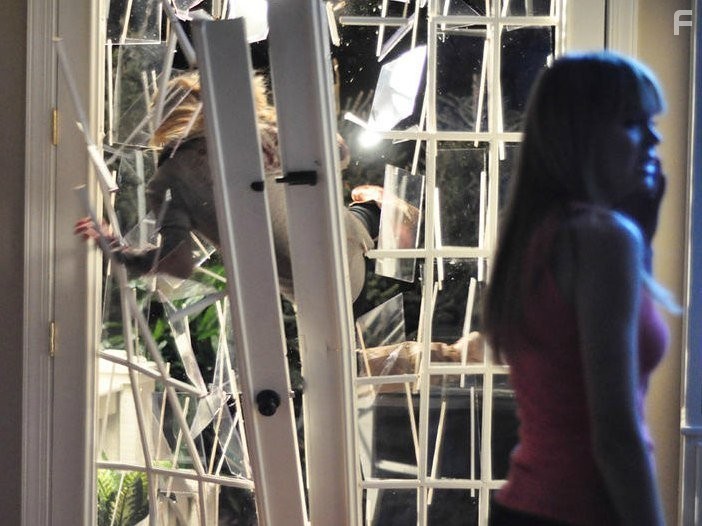 Aimee Teegarden in Крик 4 (2011)