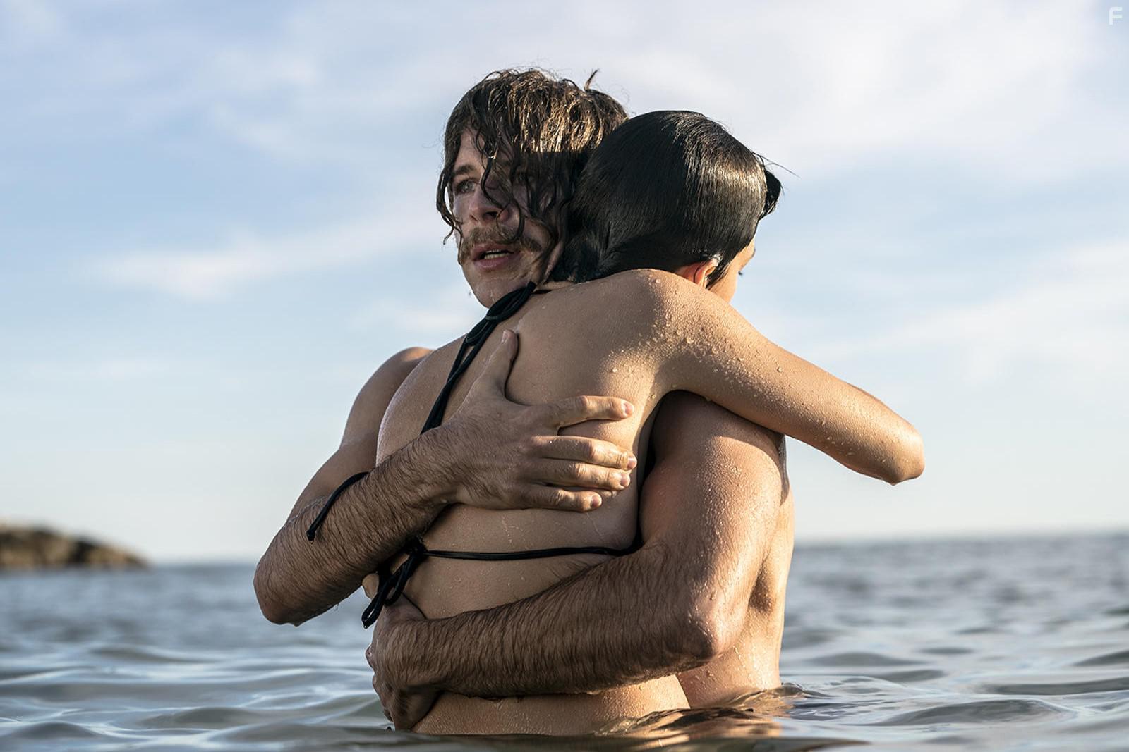 lvaro Cervantes and rsula Corber in El rbol de la sangre (2018)
