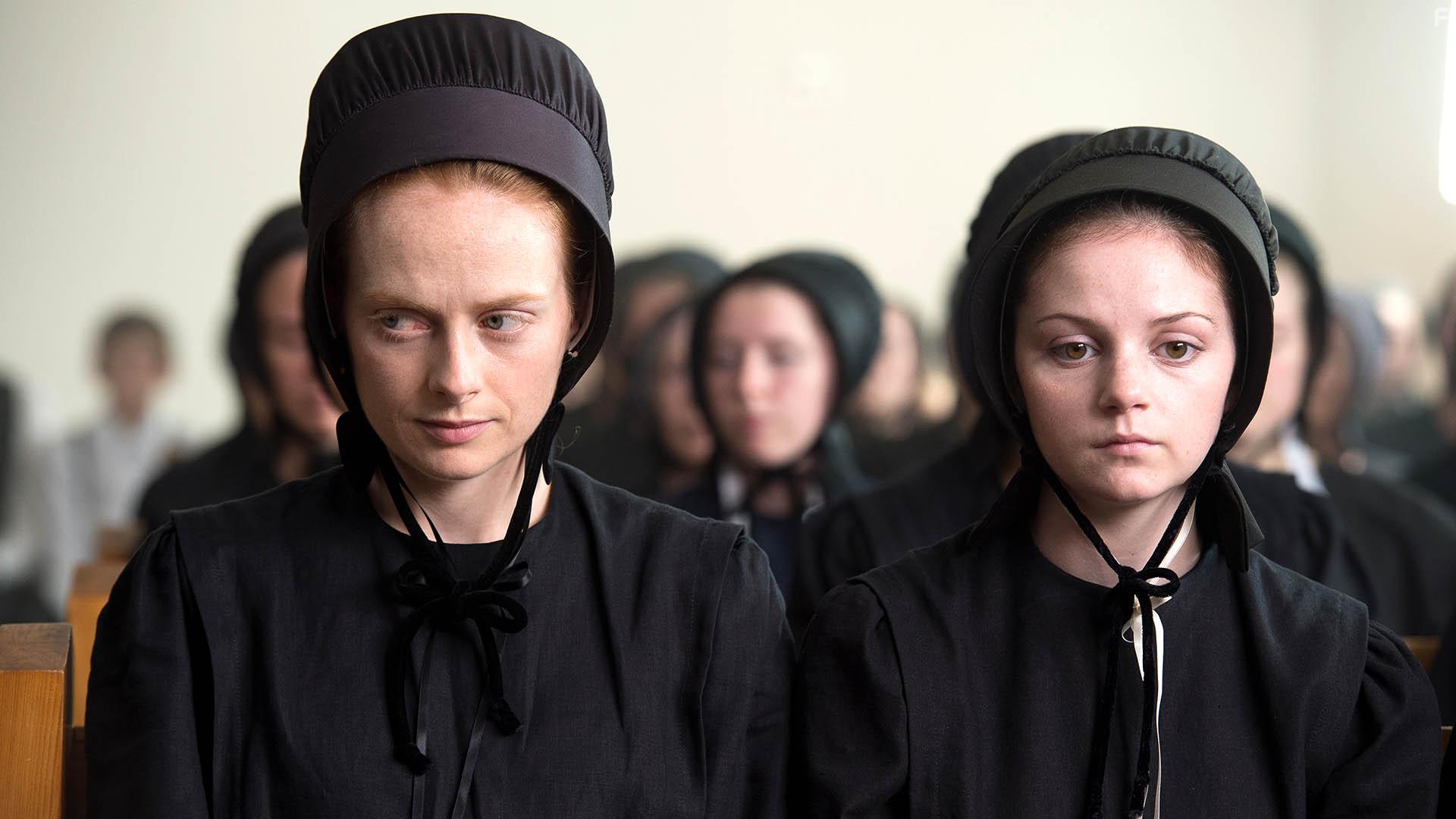 Alex Paxton-Beesley and Jessica Clement in Pure (2017)