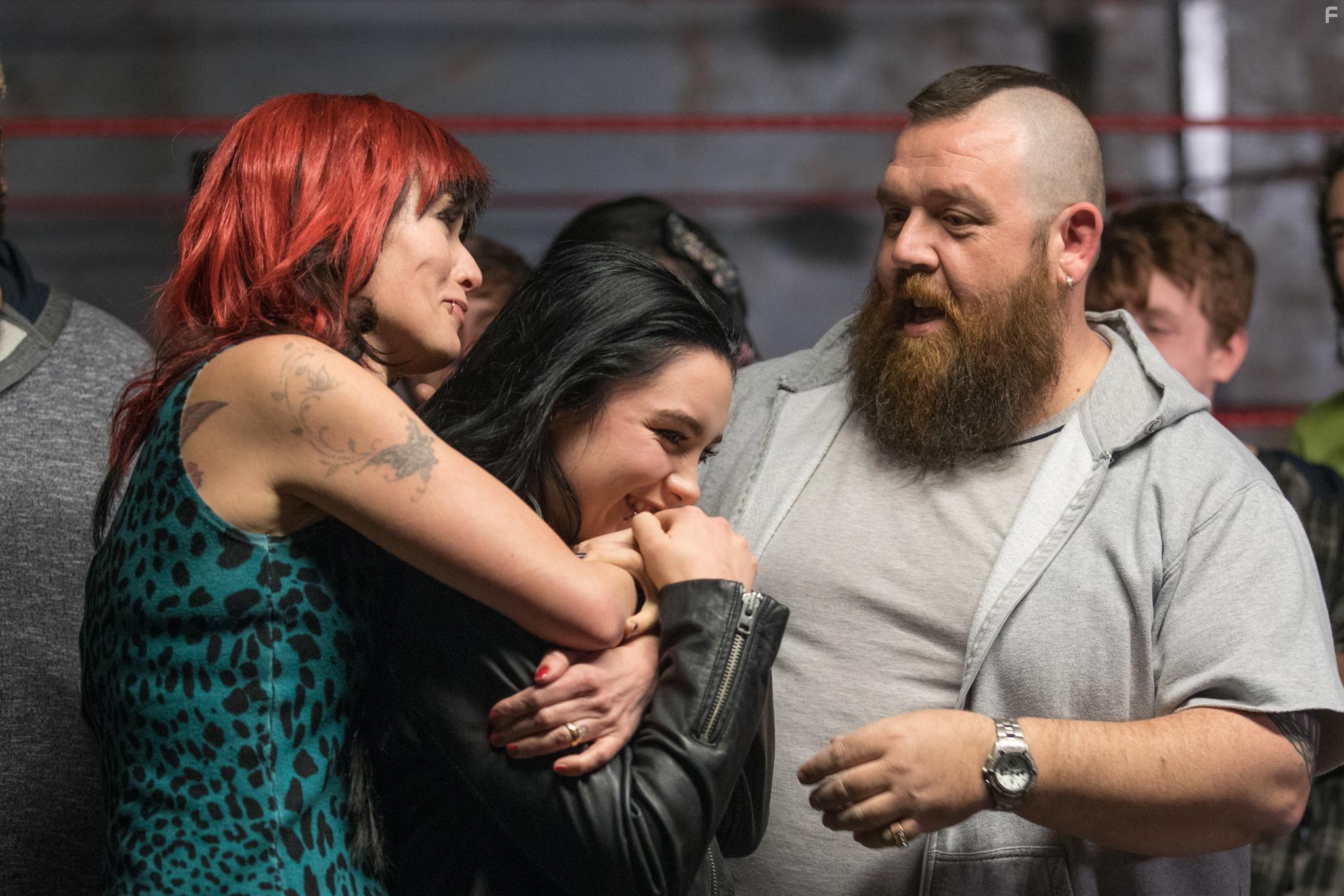 Nick Frost, Lena Headey, and Florence Pugh in Fighting with My Family (2019)