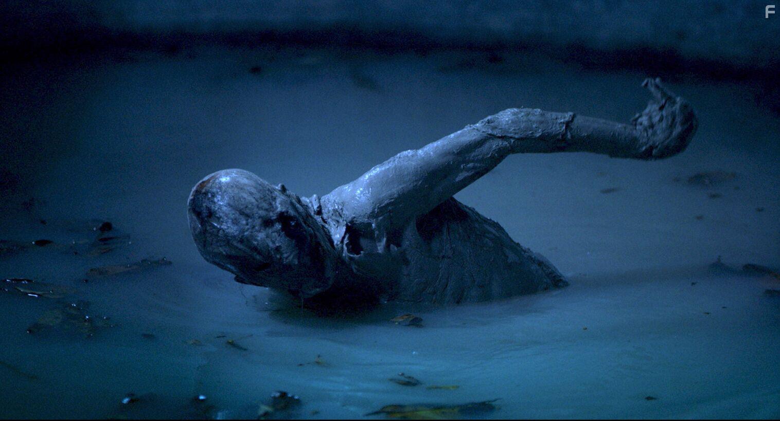 Josh Harp in Discarnate (2018)