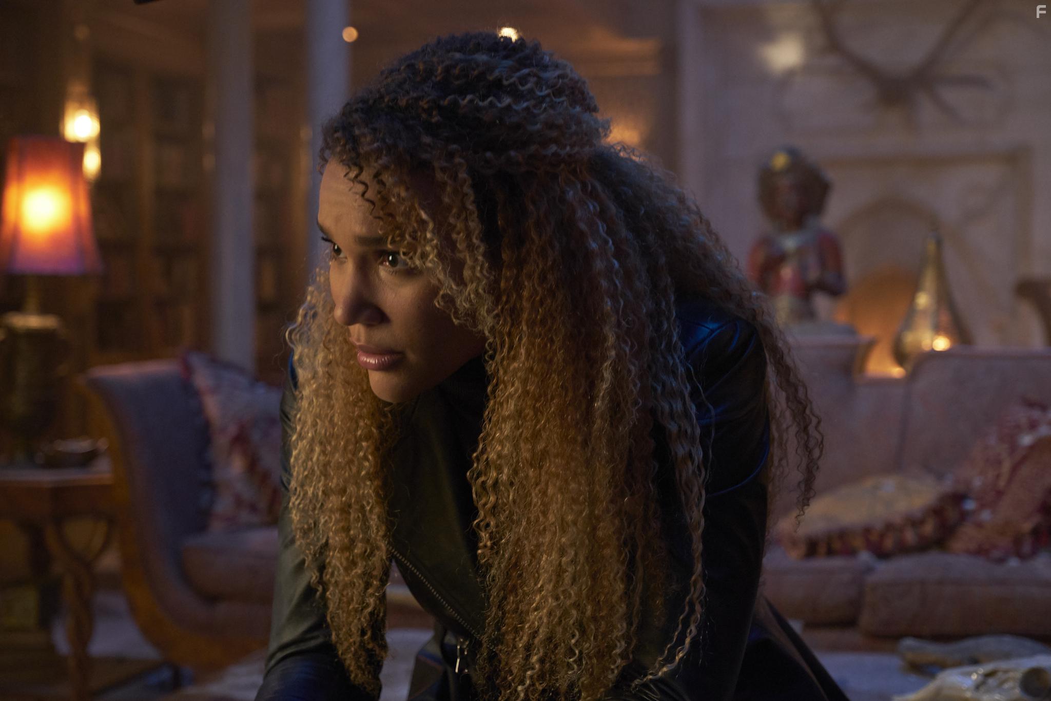 Emmy Raver-Lampman in The Umbrella Academy (2019)
