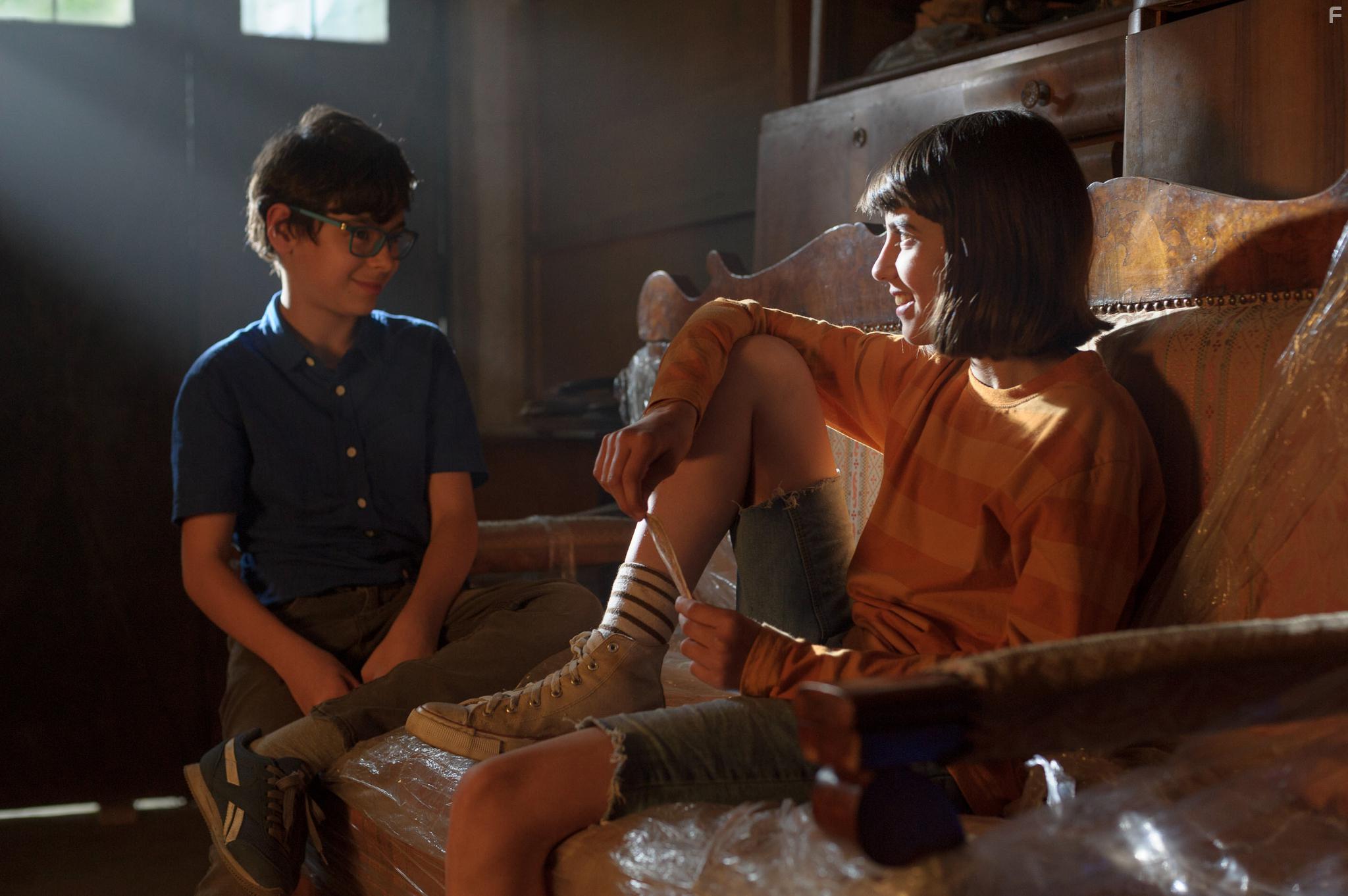 Mihajlo Milavic and Silma Mahmuti in Zlogonje (2018)