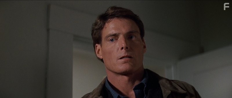 Деревня проклятых (1995)