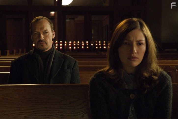 Michael Keaton and Kelly Macdonald in Веселый господин (2008)