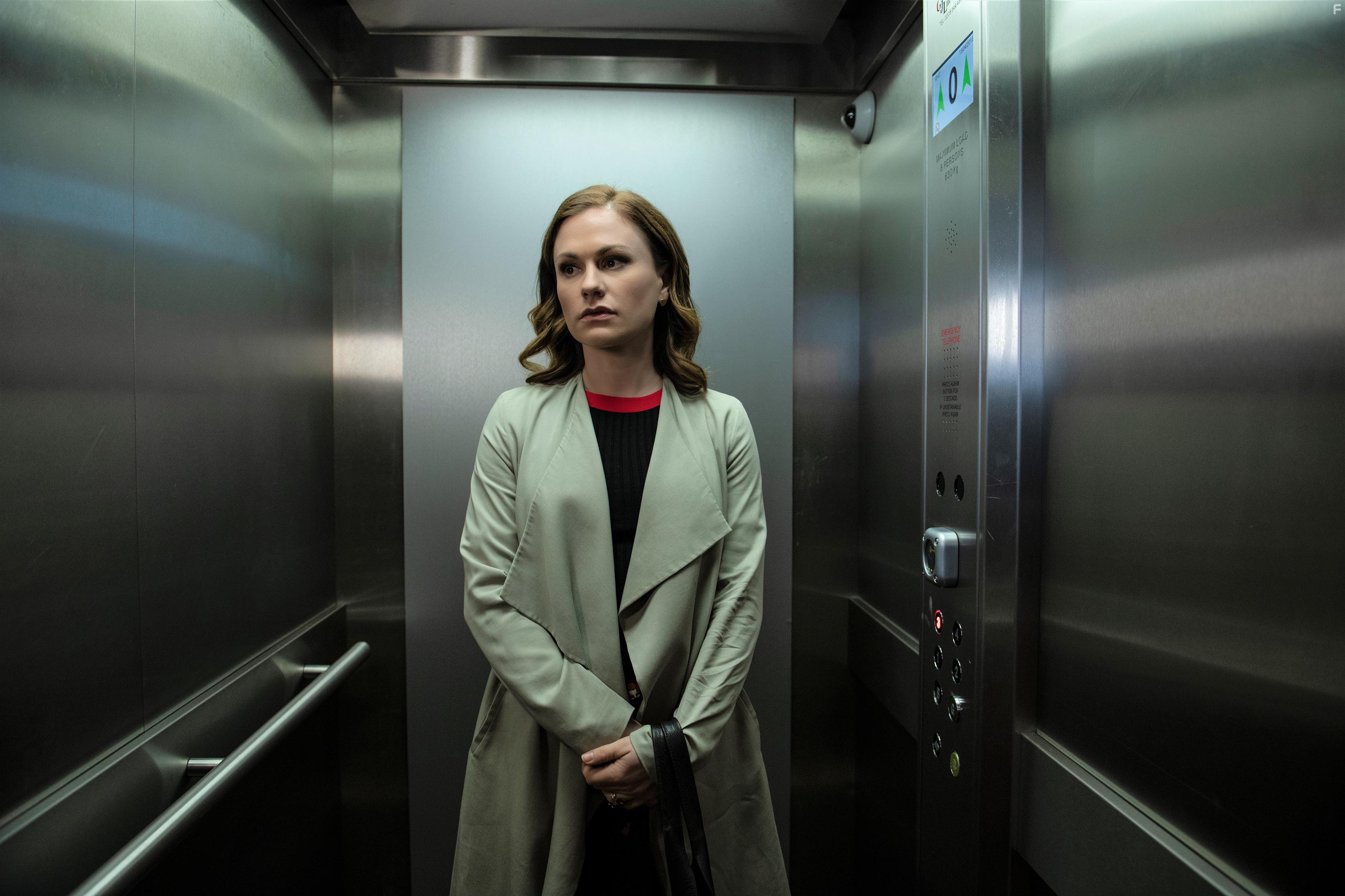 Anna Paquin in Flack (2019)