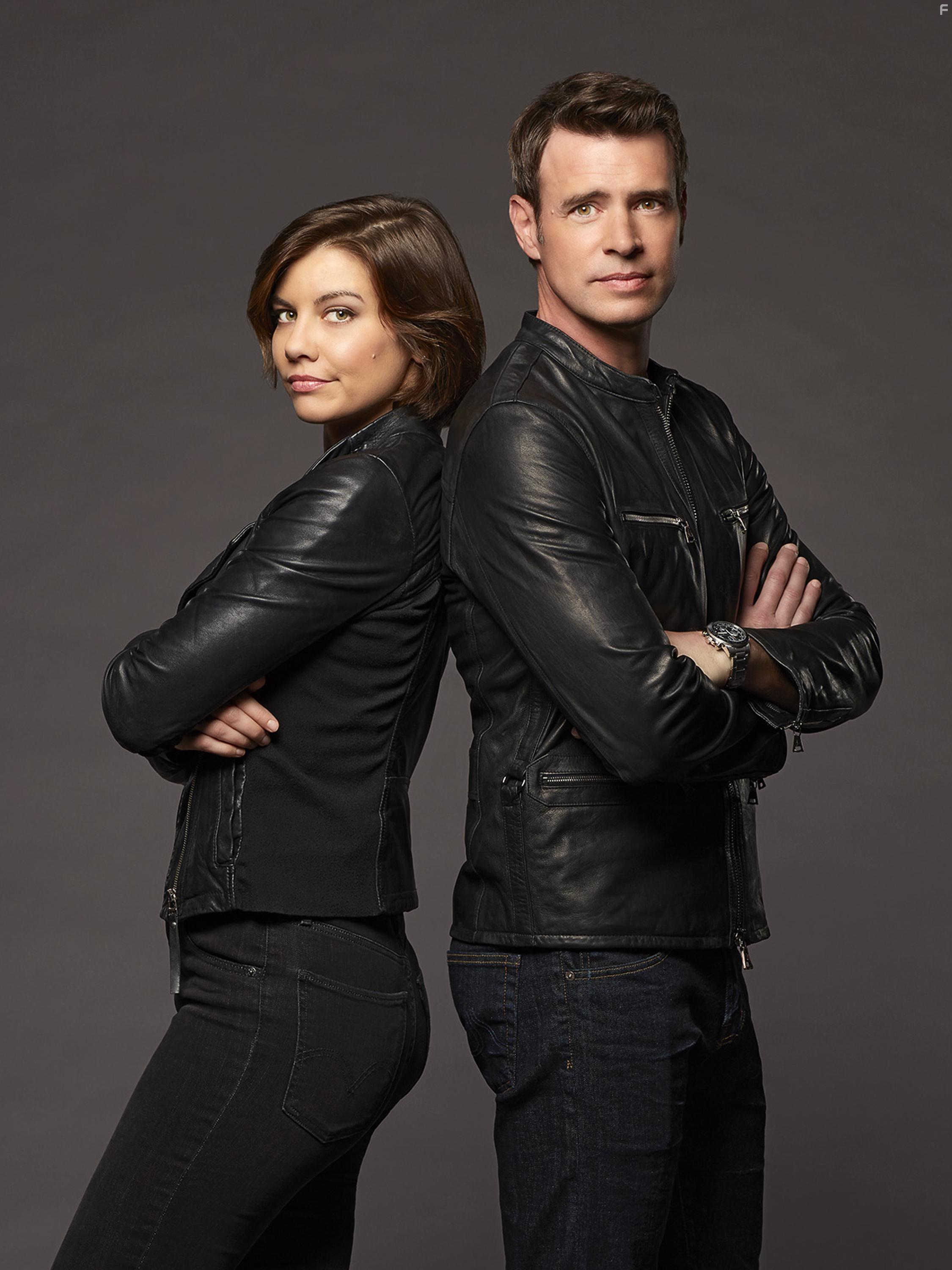 Scott Foley and Lauren Cohan in Whiskey Cavalier (2019)