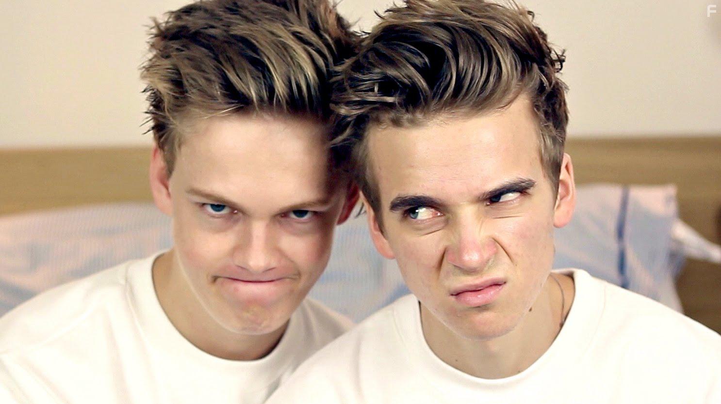 Caspar Lee and Joe Sugg in Joe and Caspar Hit the Road (2015)